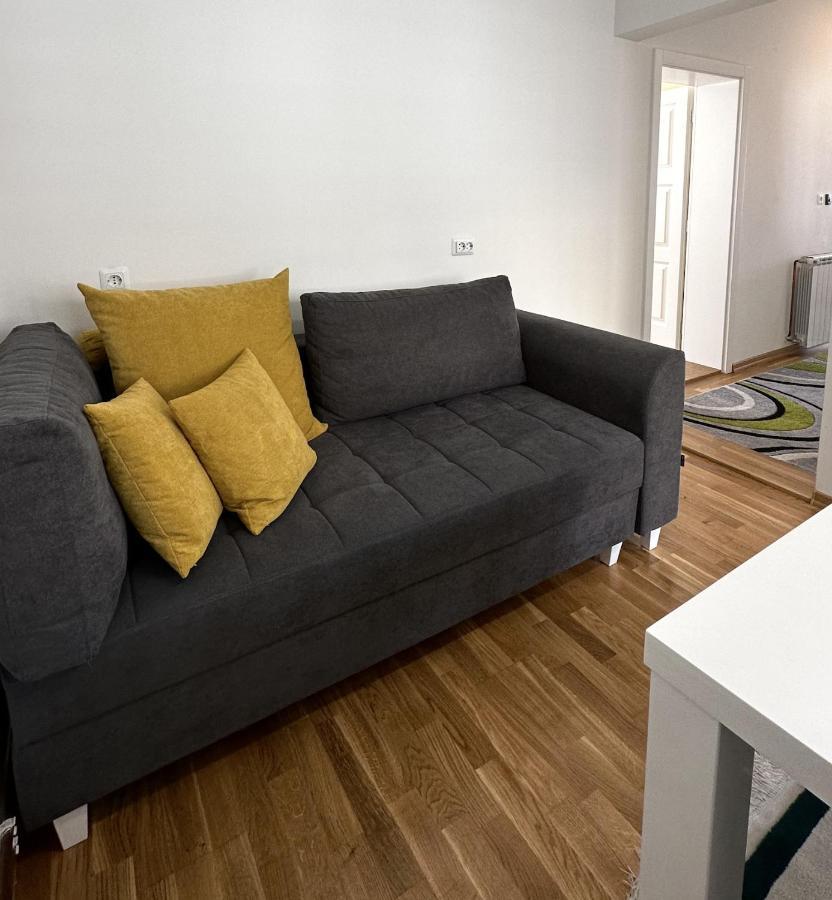 B Home Apartment For Rent Сараево Экстерьер фото